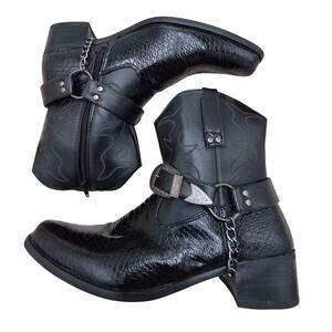 Alberto Fellini Men's Western Cowboy Boots featuring a crocodile print size 8.5